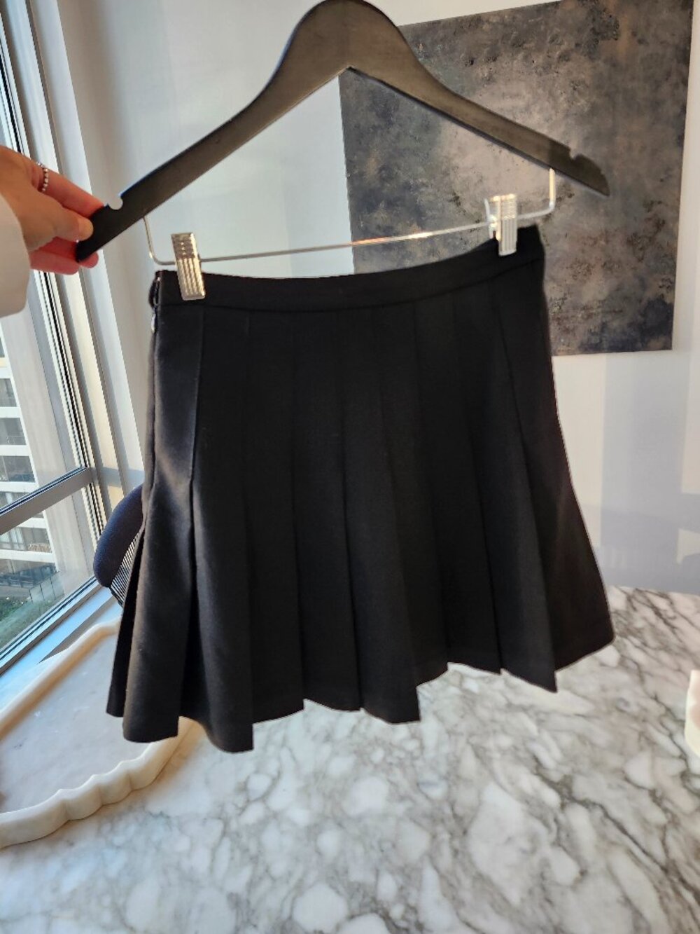 Aritzia Wilfred Wool feeling Pleated mini skirt